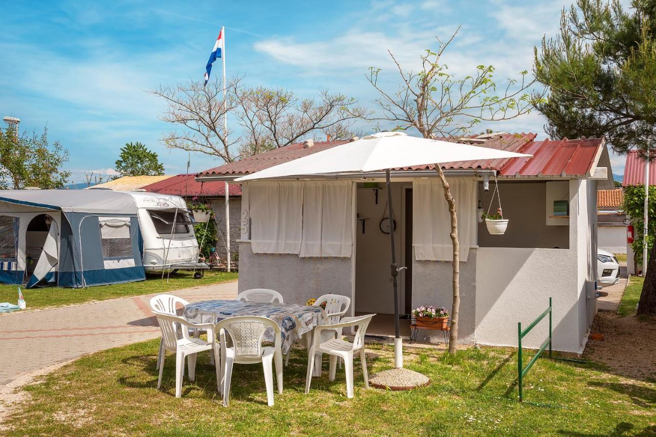 Camp Mali Bungalow Baška Buitenkant foto