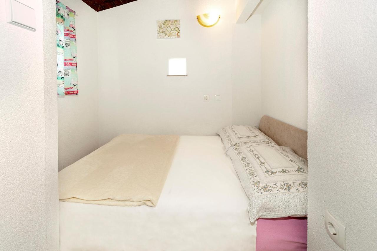 Camp Mali Bungalow Baška Buitenkant foto